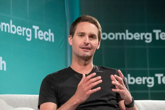ai-impact-software-engineering-evan-spiegel-claude-tech-trend-full-hindi-analysis