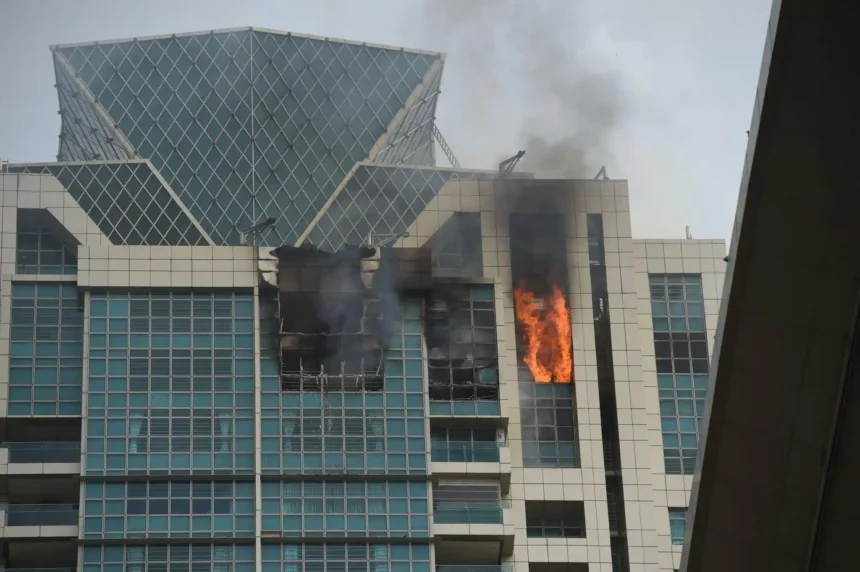 flat-fire-who-pays-damage-builder-rwa-insurance-explainer-india-hindi-analysis