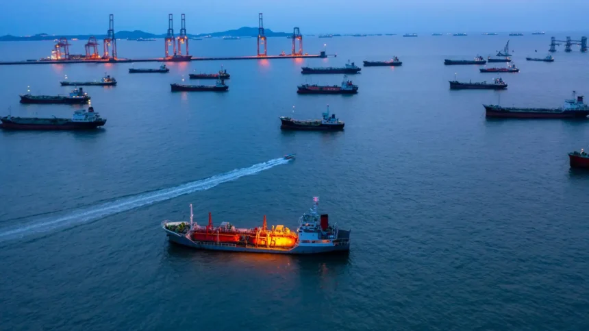 india-lpg-supply-hormuz-tanker-serv-shakti-45000-ton-lpg-crisis-explained-in-hindi
