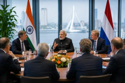 pm-modi-invites-dutch-companies-to-design-and-innovate-in-india