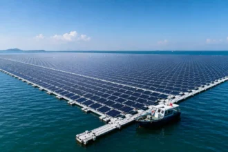 china-floating-solar-panels-harsh-goenka-reacts-china-renewable-energy-project
