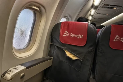 spicejet-flight-safety-concerns-broken-seats-ac-failure-passenger-complaints