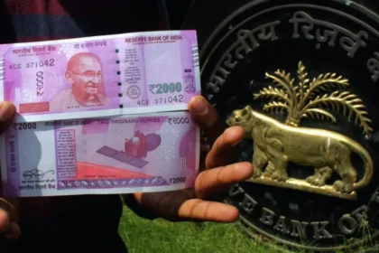 2000-rupees-note-rbi-update-deposit-exchange-process