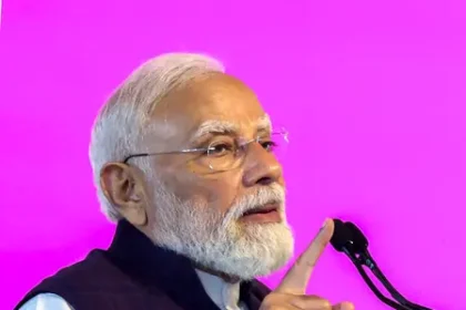 pm-modi-traditional-indian-crafts-economic-growth-odop-vastrakala