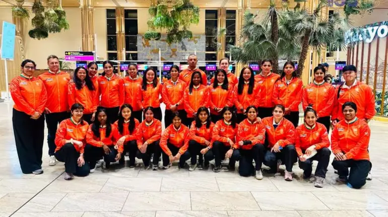 hockey-india-saffron-jersey