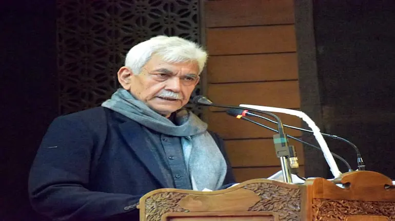 kashmir-5000-hotels-90-percent-illegal-lg-manoj-sinha-claim