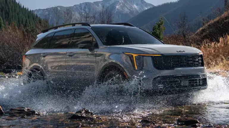 kia-sorento-hybrid-suv-india-launch-features-engine-price