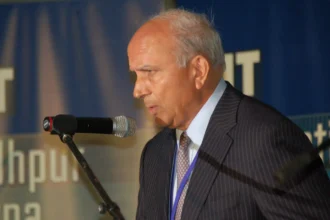 prem-vatsa-profile-idbi-bank-new-owner-fairfax-net-worth