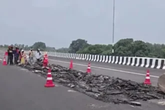 lucknow-kanpur-expressway-road-sank-13-days-after-inauguration-nhai-reaction