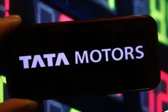 tata-motors-pv-share-price-macquarie-upgrade-target-price-381
