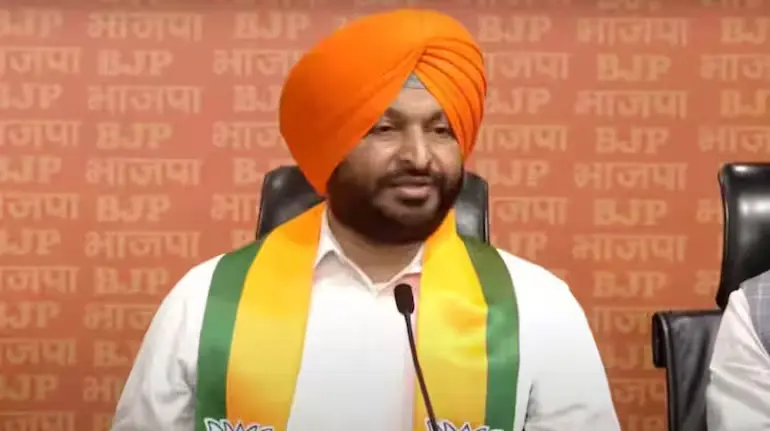 ravneet-singh-bittu-resignation-rail-minister-resigns-hindi