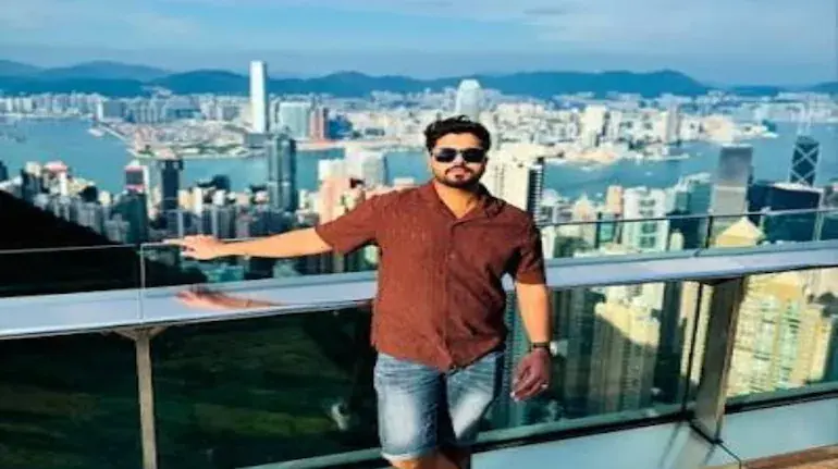 zaid-khan-5-crore-net-worth-success-story-digital-media-founder
