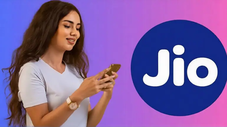 jio-rs-200-recharge-plan-30gb-data-15-ott-benefits