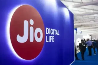 jio-platforms-q1-results-profit-rises-arpu-215-6-5g-subscribers-hindi