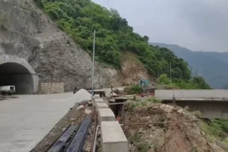 char-dham-yatra-route-900-meter-tunnel-badrinath-kedarnath-highway-rudraprayag