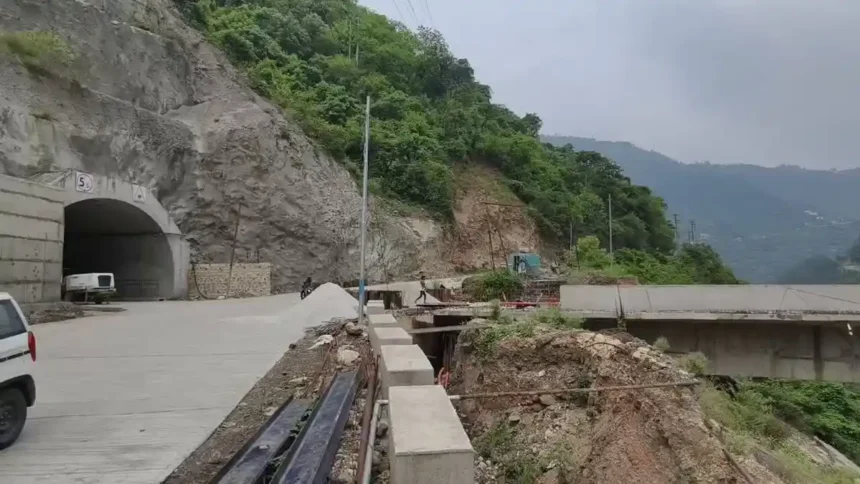 char-dham-yatra-route-900-meter-tunnel-badrinath-kedarnath-highway-rudraprayag