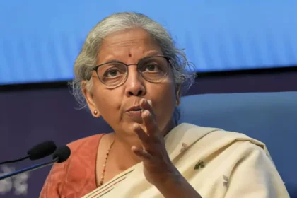 nirmala-sitharaman-message-income-tax-officers-public-service