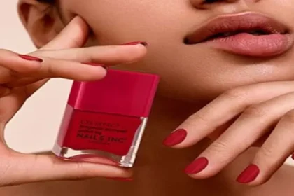 dark-skin-best-nail-polish-colors-hindi