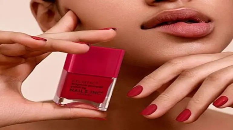 dark-skin-best-nail-polish-colors-hindi