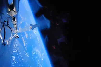 spacex-starship-13th-flight-after-listing-nasa-moon-mission-starlink