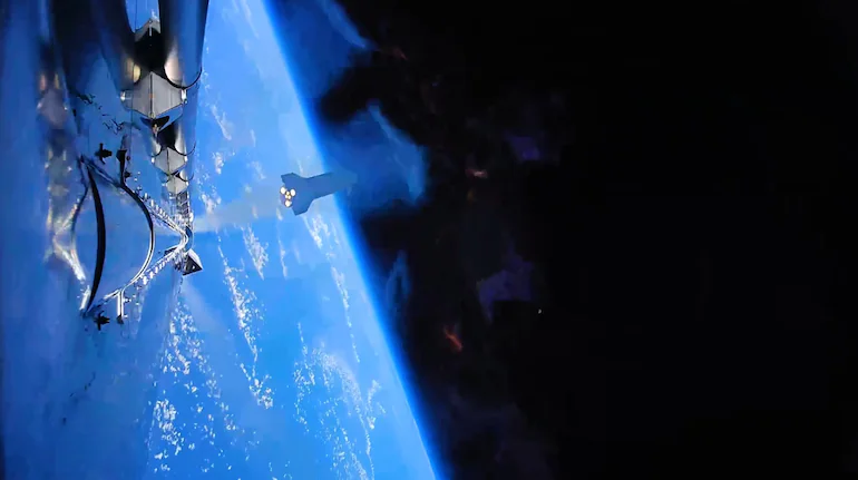 spacex-starship-13th-flight-after-listing-nasa-moon-mission-starlink