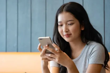 gen-z-employee-leave-message-viral-manager-whatsapp-chat