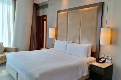 hotel-lift-13th-floor-mystery-hindi