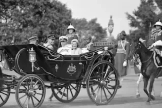 british-rule-india-200-trillion-dollar-economic-drain-gdp-share