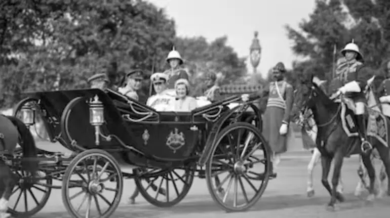 british-rule-india-200-trillion-dollar-economic-drain-gdp-share