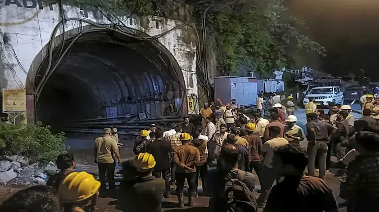 chamoli-tunnel-accident-7-workers-dead-6-missing-rescue-operation