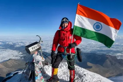 shivani-mehrotra-mount-elbrus-tricolor-success-story