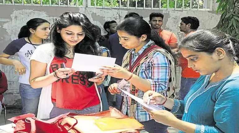 du-admission-12th-marks-colleges-courses-list-2026