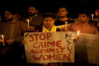 delhi-student-gangrape-16-year-old-girl-sleeper-bus-driver-conductor-arrested