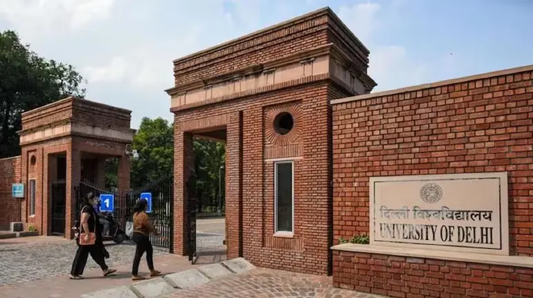 du-1-year-pg-5857-seats-direct-phd-after-4-year-degree