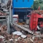 greater-noida-fire-iljin-electronics-factory-two-firefighters-died