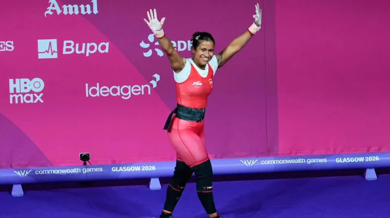 cwg-2026-gyaneshwari-yadav-period-pain-silver-medal-story-hindi