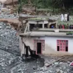 jammu-kashmir-cloudburst-kishtwar-flash-flood-schools-closed