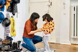 helicopter-parenting-children-self-dependent-parenting-tips