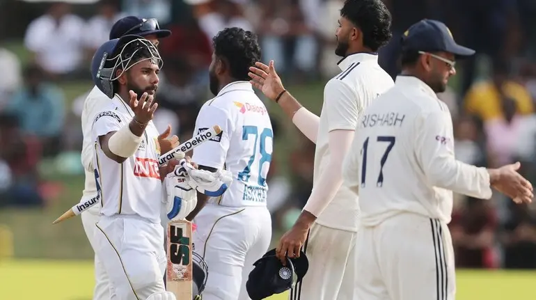 ind-vs-sl-sunil-gavaskar-no-ball-fine-bowler-suggestion