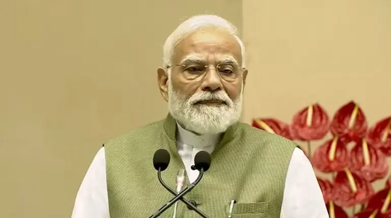 pm-modi-message-gen-z-reels-shortcut-se-bachne-ki-salah