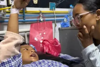 nepal-floods-8-year-old-joyal-tree-climbed-to-save-life