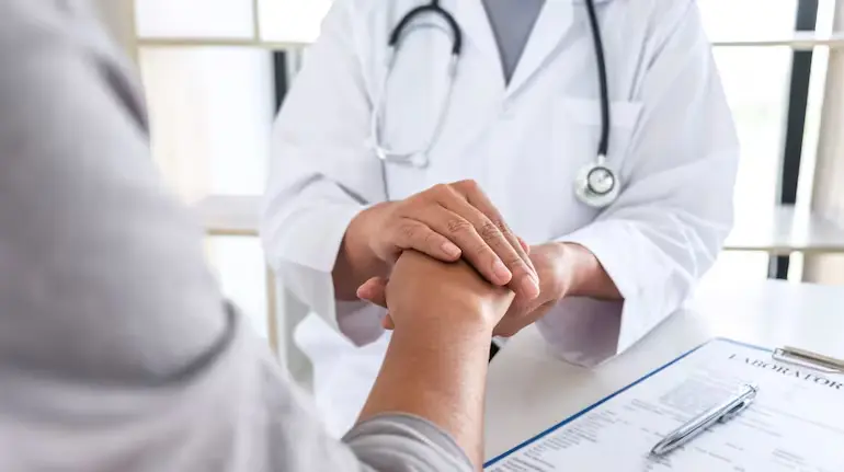 viral-post-noida-doctor-my-home-is-not-24-hour-clinic-social-media-debate
