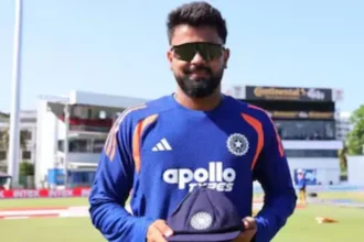ind-vs-sl-saransh-jain-kuldeep-yadav-replacement-test-debut-record