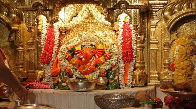 mumbai-siddhivinayak-temple-18-crore-donation-scam-investigation
