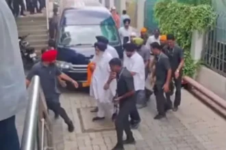 sukhbir-singh-badal-attacked-nanded-gurdwara-nihang-attack