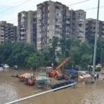 gurugram-rain-manager-office-on-time-message-reddit-viral
