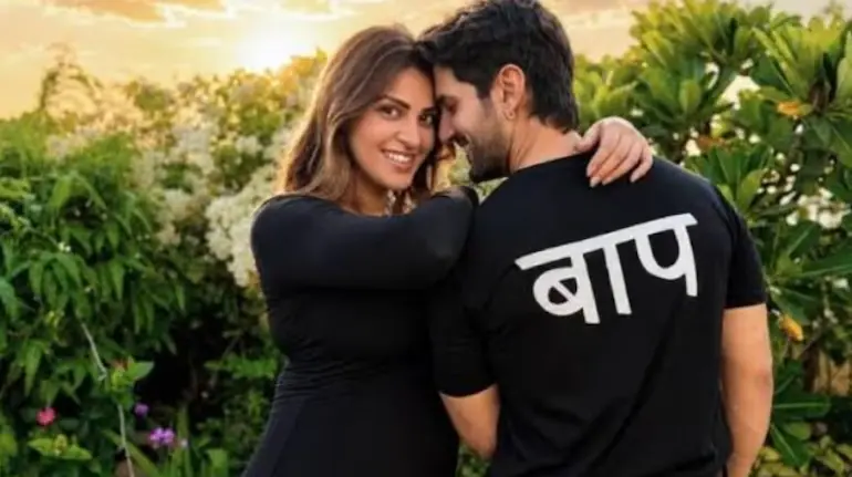 anushka-ranjan-aditya-seal-twin-daughters-baby-names