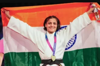 asmita-dey-commonwealth-games-2026-gold-medal-emotional-father-story-hindi