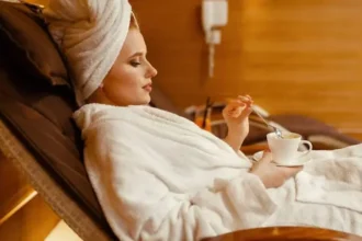 hair-spa-at-home-dry-frizzy-hair-care