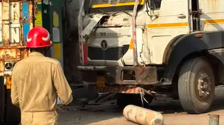 delhi-cng-blast-tikri-kalan-cng-station-gas-cylinder-explosion